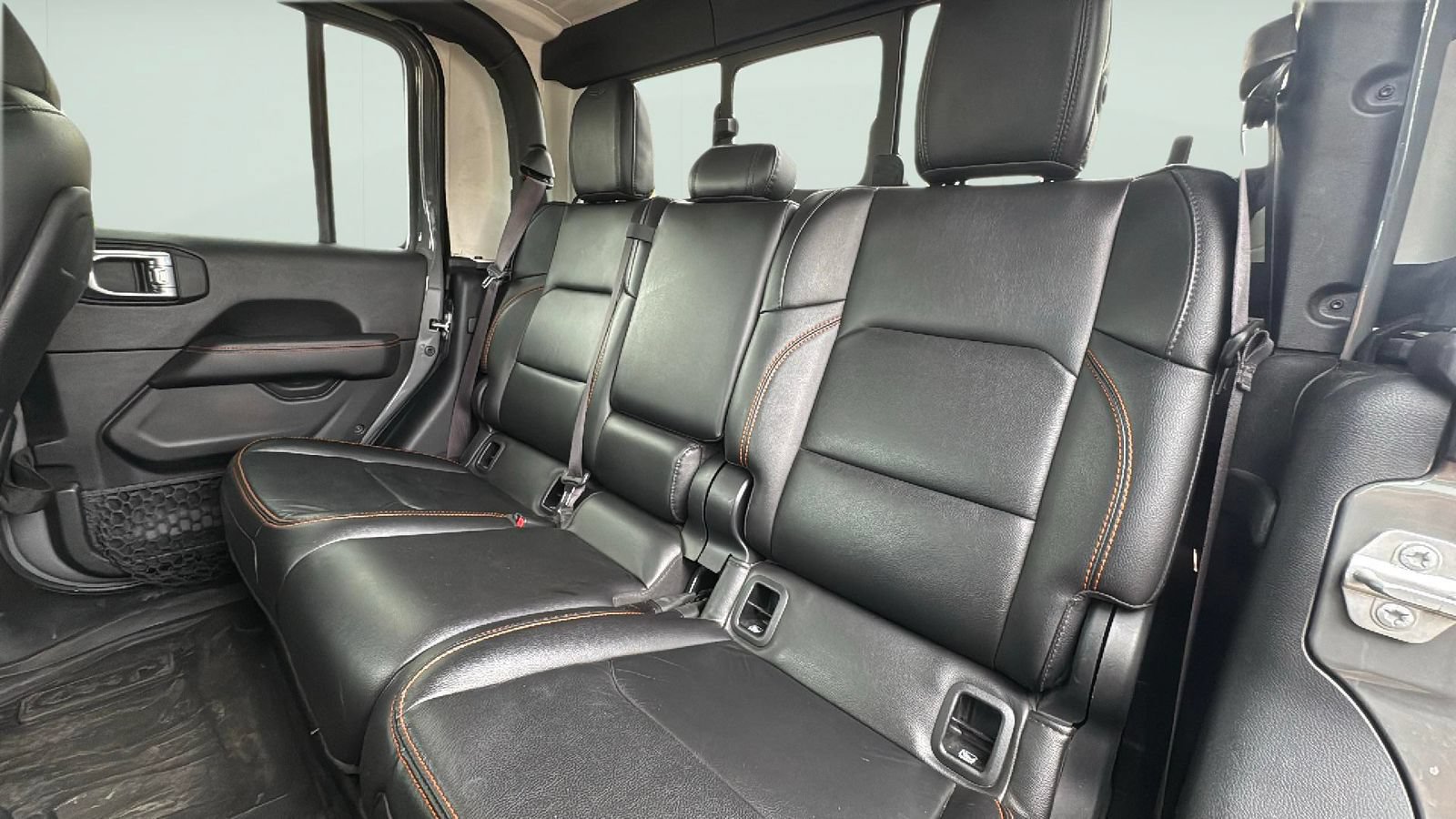 Used 2021 Jeep Gladiator Mojave AWD/4WD image 25