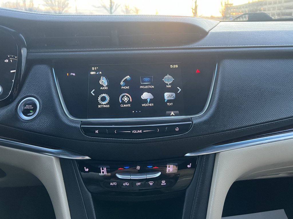 Used 2018 Cadillac XT5 Luxury image 18