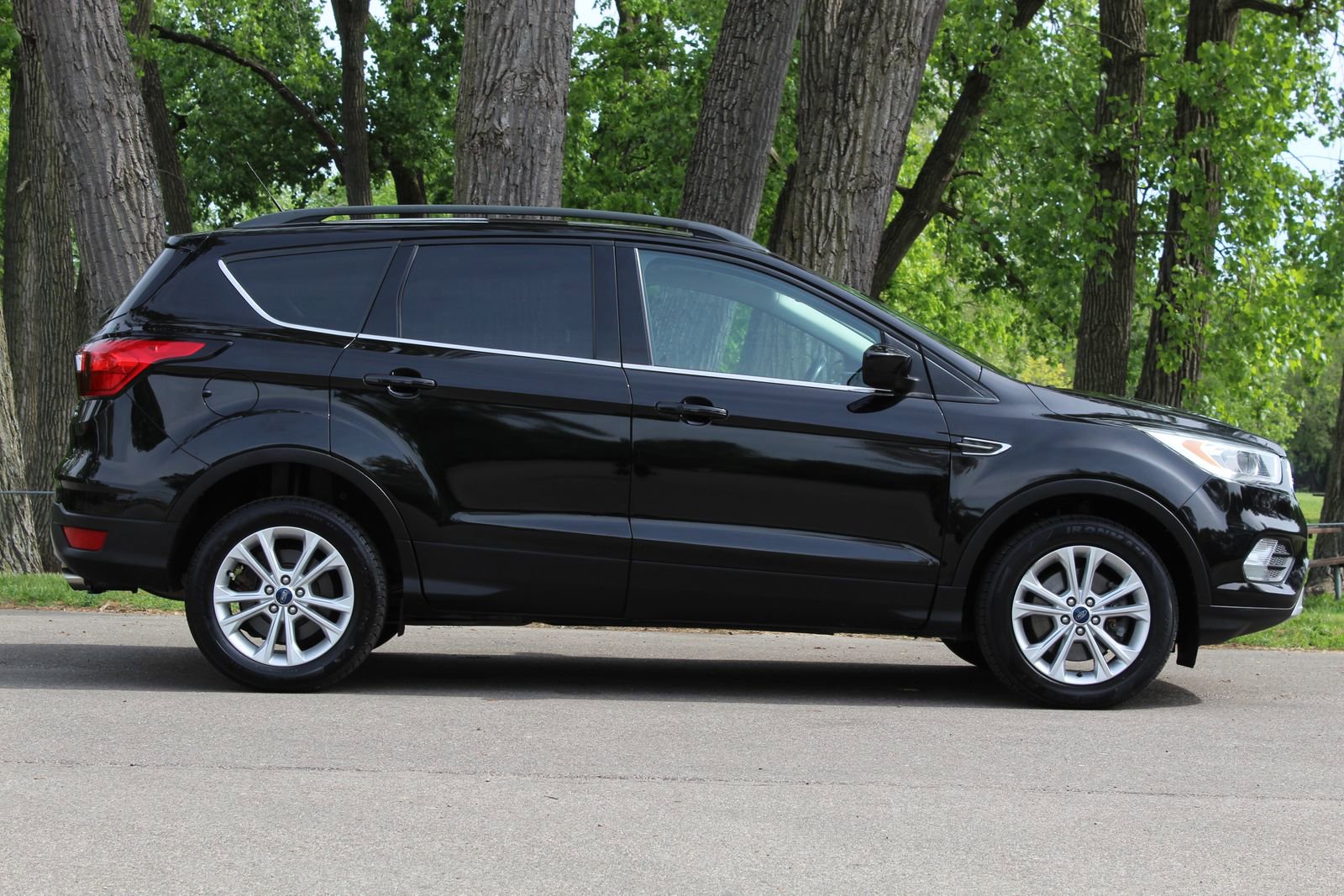 Used 2019 Ford Escape SEL AWD/4WD image 8
