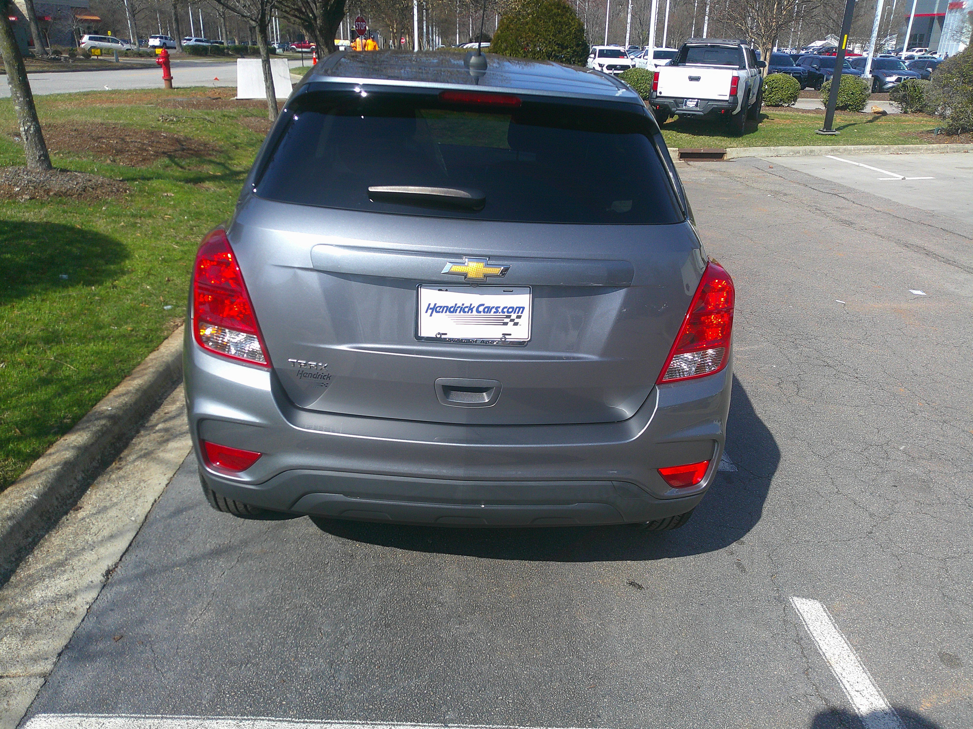 Used 2020 Chevrolet Trax LS w/ Tint and Cruise Package image 14