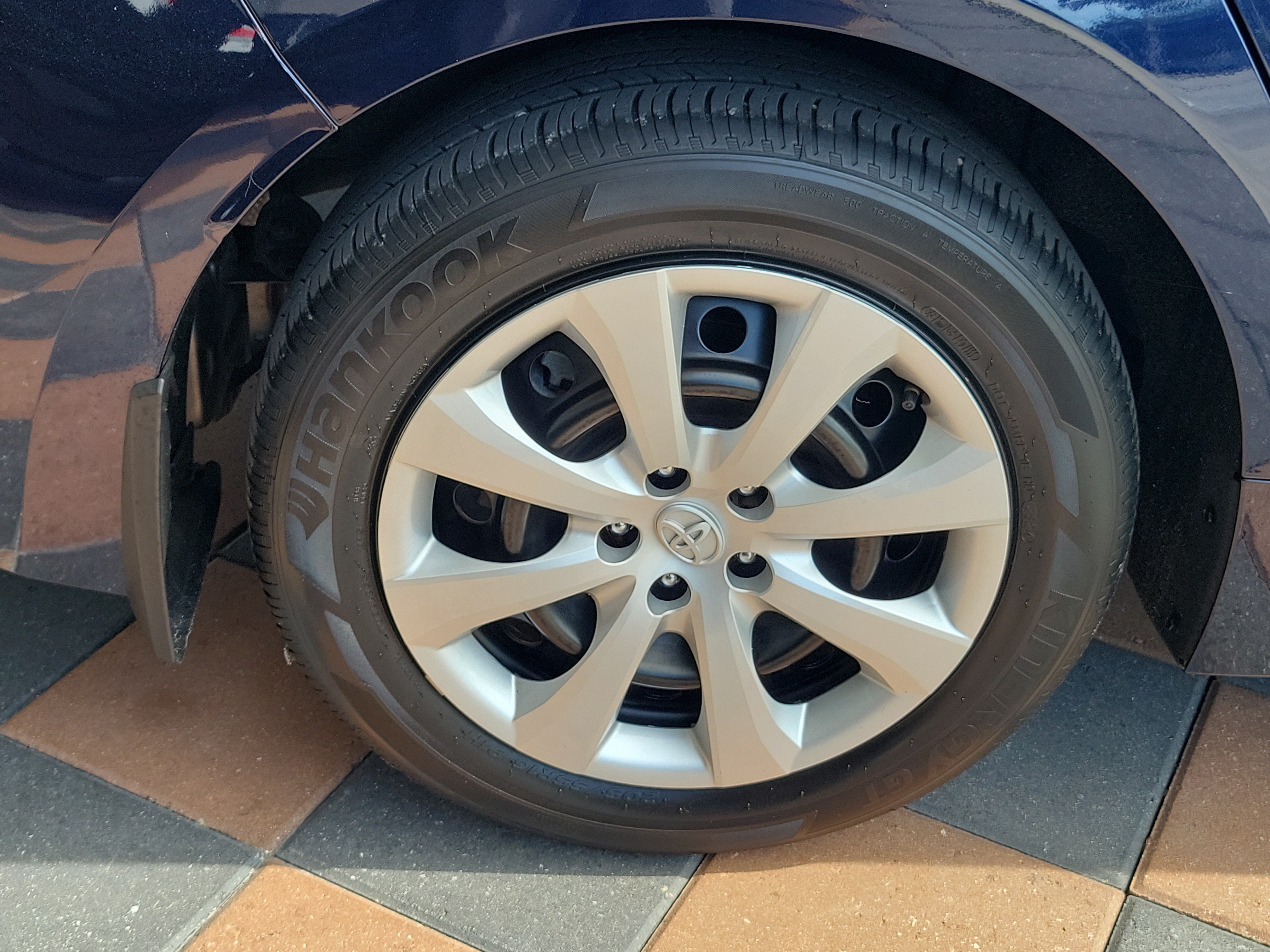 Certified 2024 Toyota Corolla LE FWD image 8