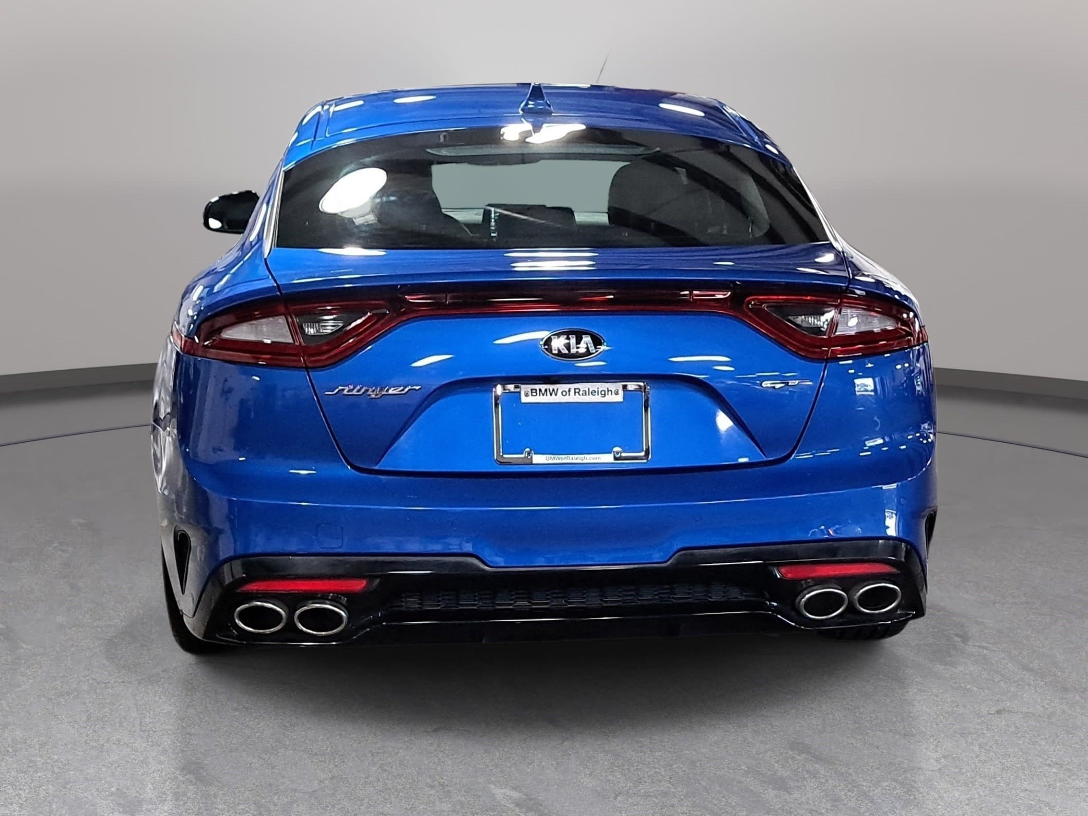 Used 2019 Kia Stinger GT1 RWD image 6
