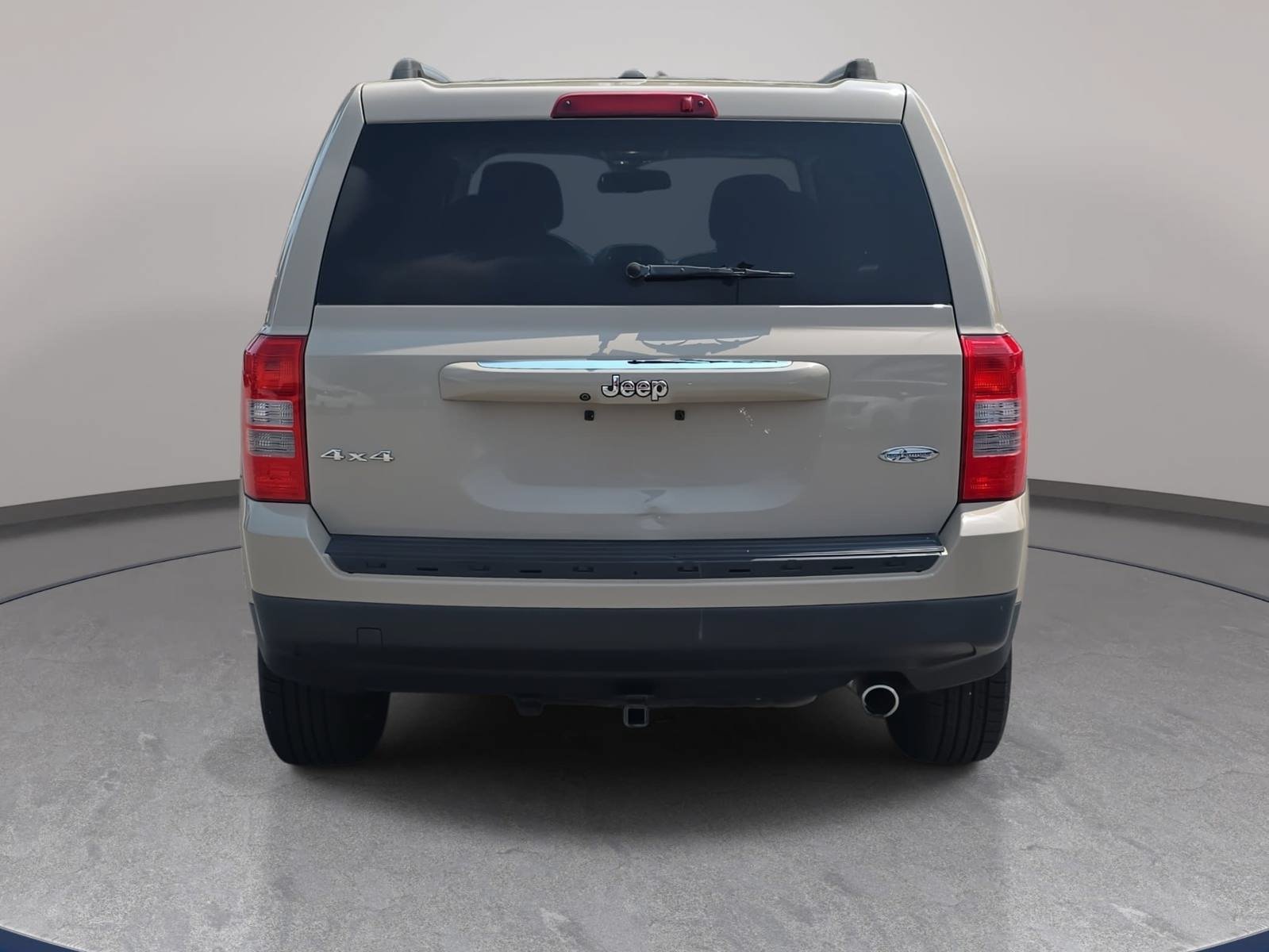 Used 2017 Jeep Patriot High Altitude AWD/4WD image 6