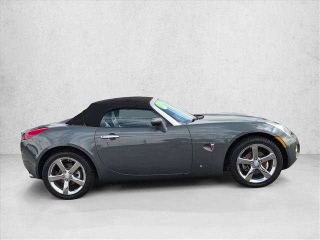 Used 2008 Pontiac Solstice Convertible w/ Premium Package RWD image 5