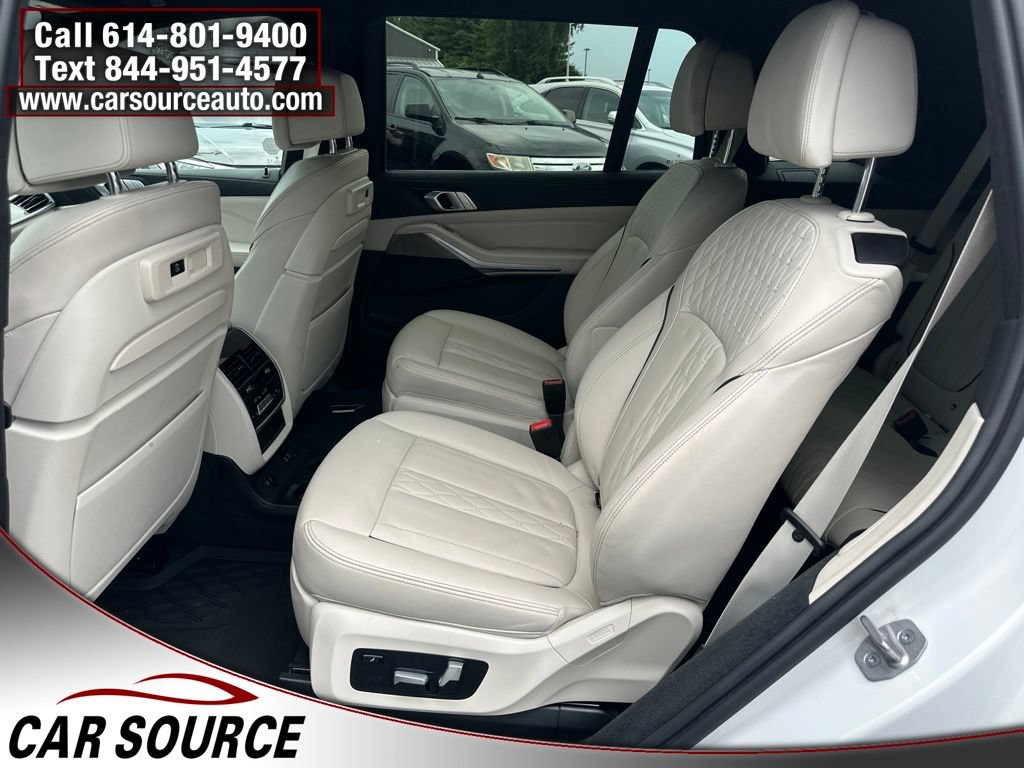 Used 2022 BMW X7 xDrive40i w/ Executive Package AWD/4WD image 16