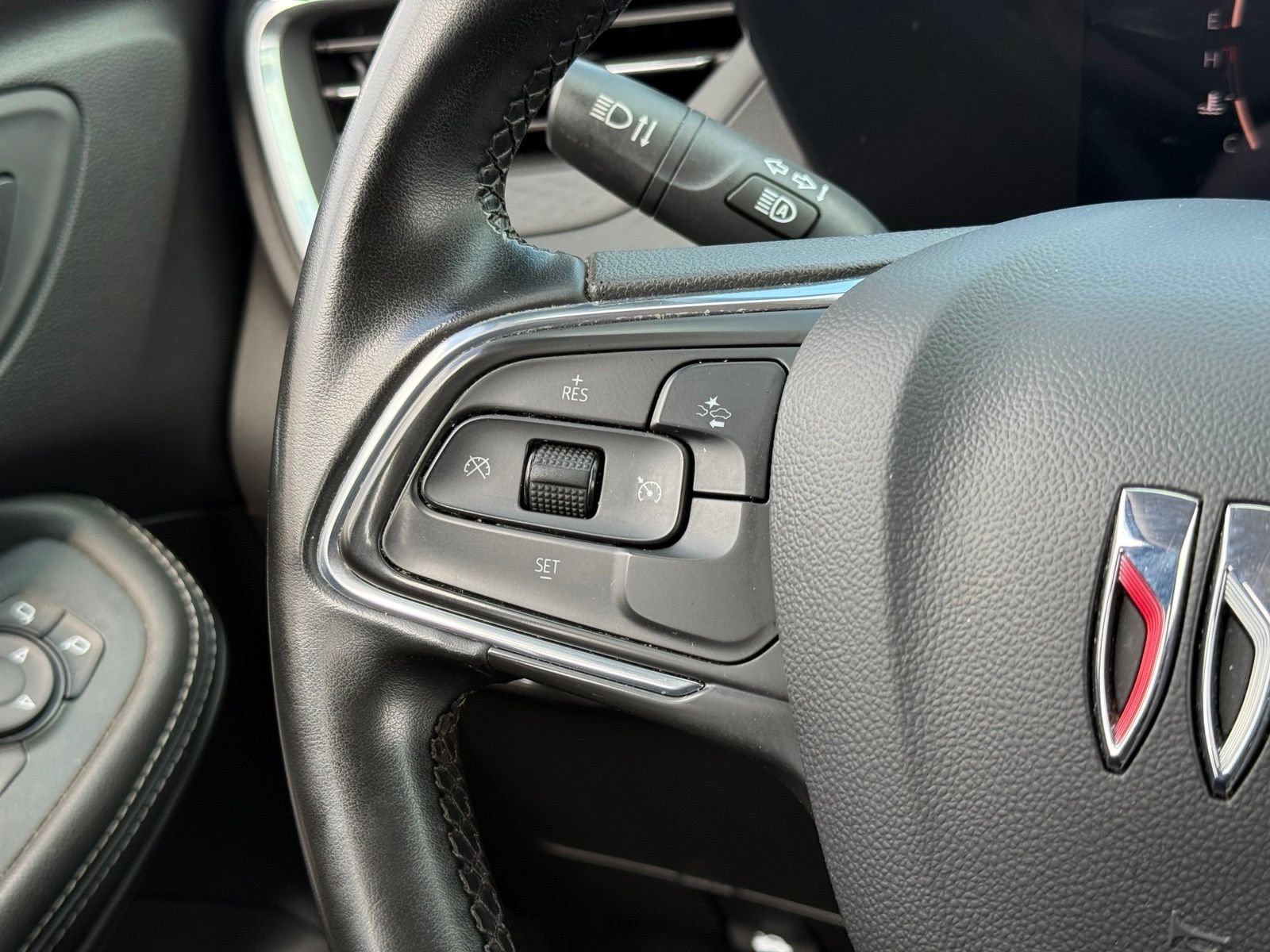 Used 2024 Buick Encore GX Sport Touring FWD image 19