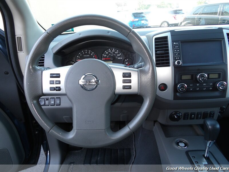 Used 2020 Nissan Frontier SV AWD/4WD image 13