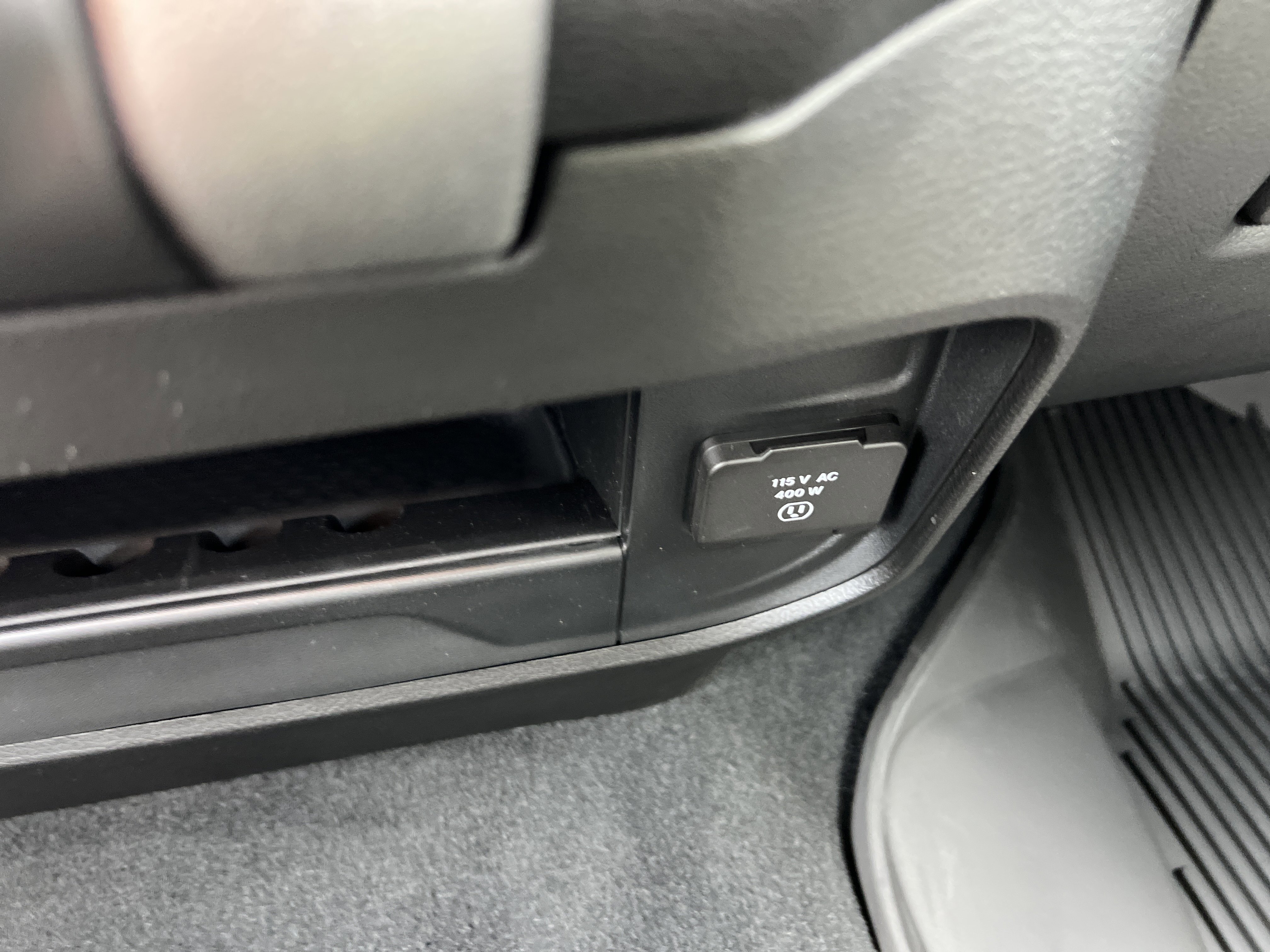Used 2024 RAM 5500 Tradesman AWD/4WD image 20