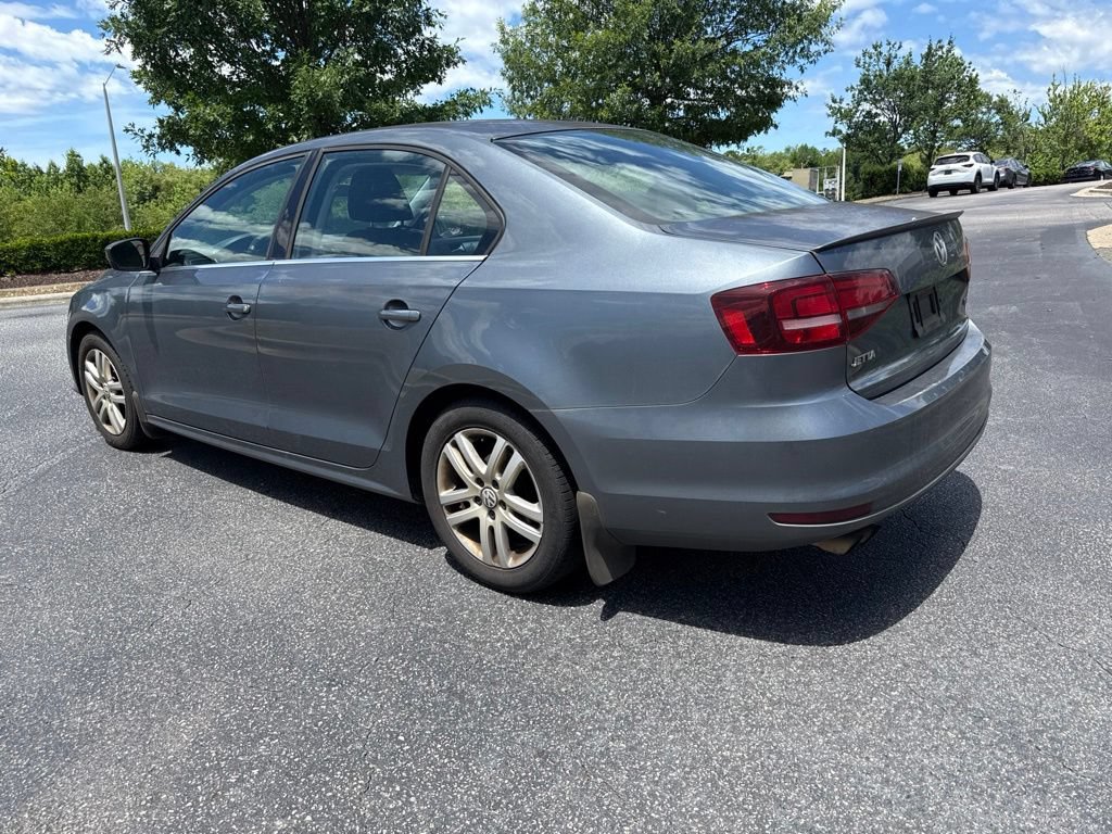 Used 2017 Volkswagen Jetta S w/ Jetta S Cold Weather Package FWD image 4
