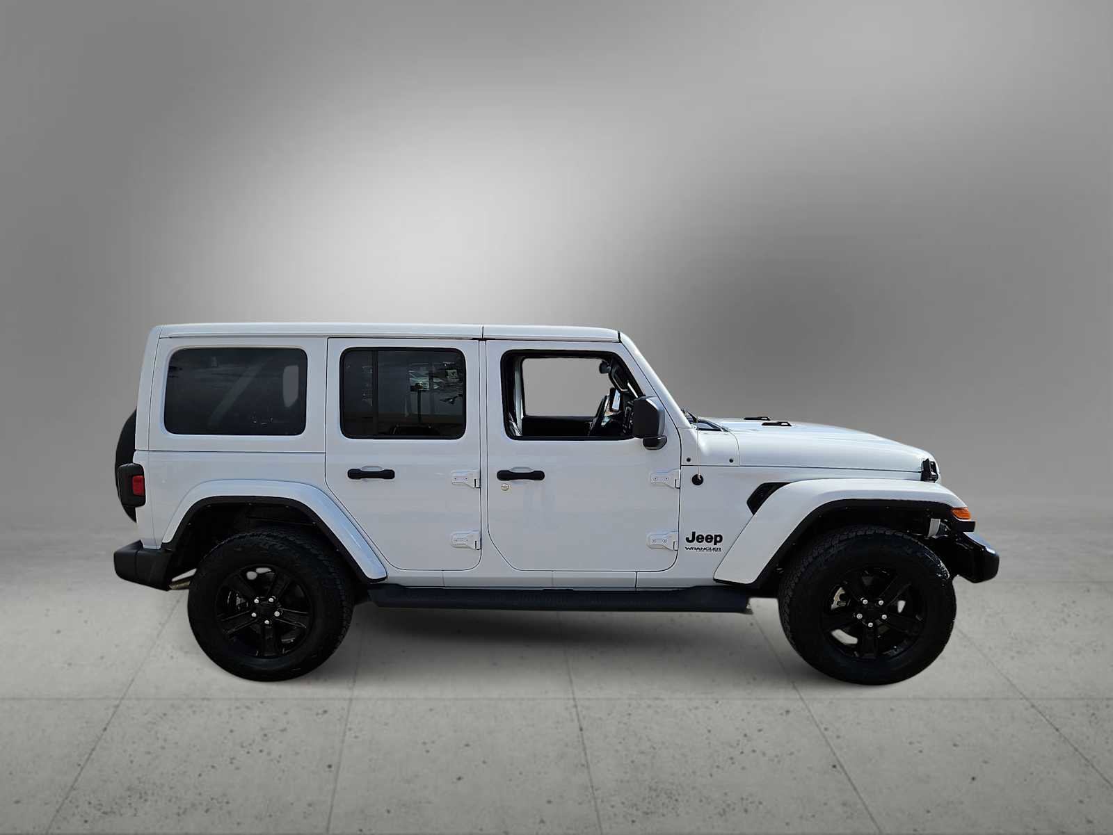 Used 2021 Jeep Wrangler Unlimited Sahara image 9