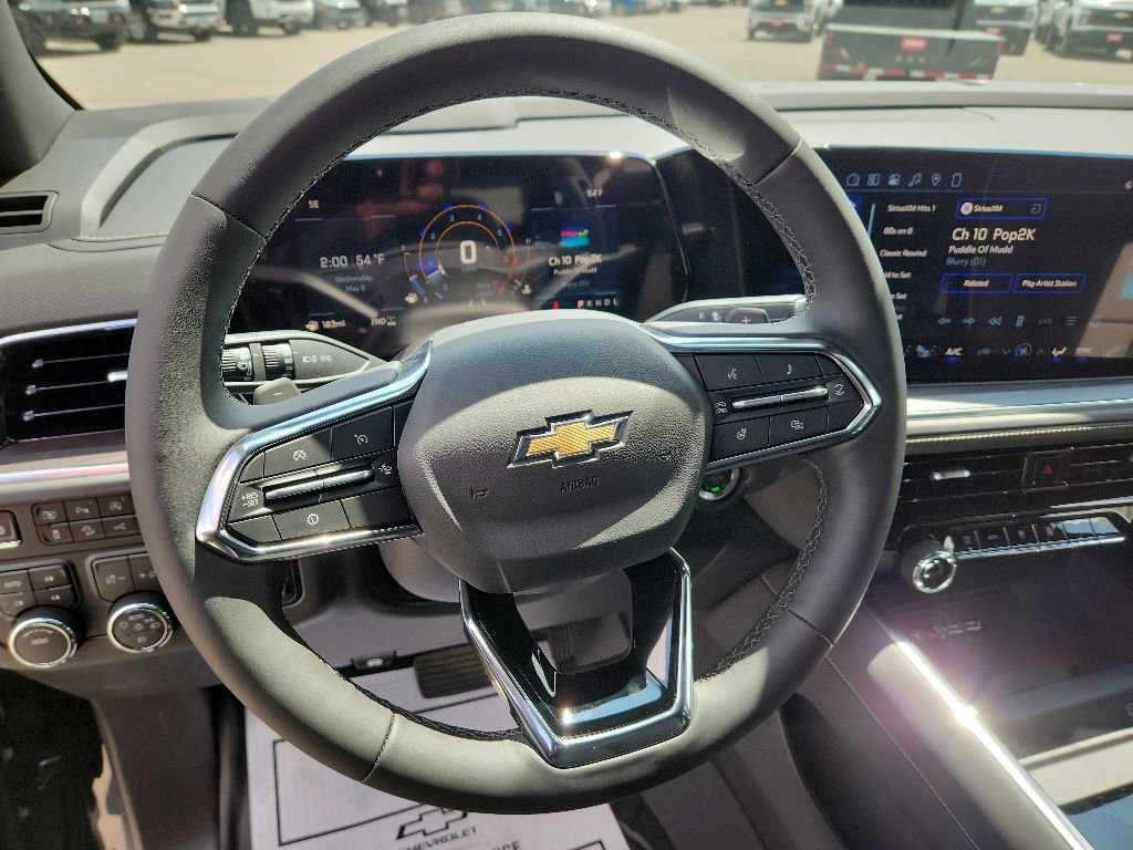 New 2026 Chevrolet Suburban Premier w/ Sun And Tow Package AWD/4WD image 11