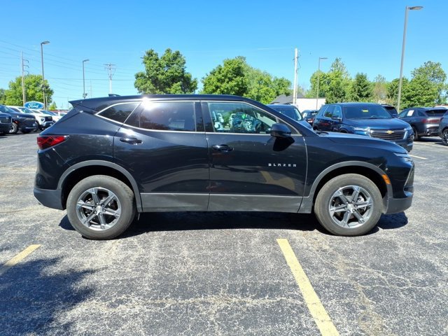 Used 2025 Chevrolet Blazer LT FWD image 31
