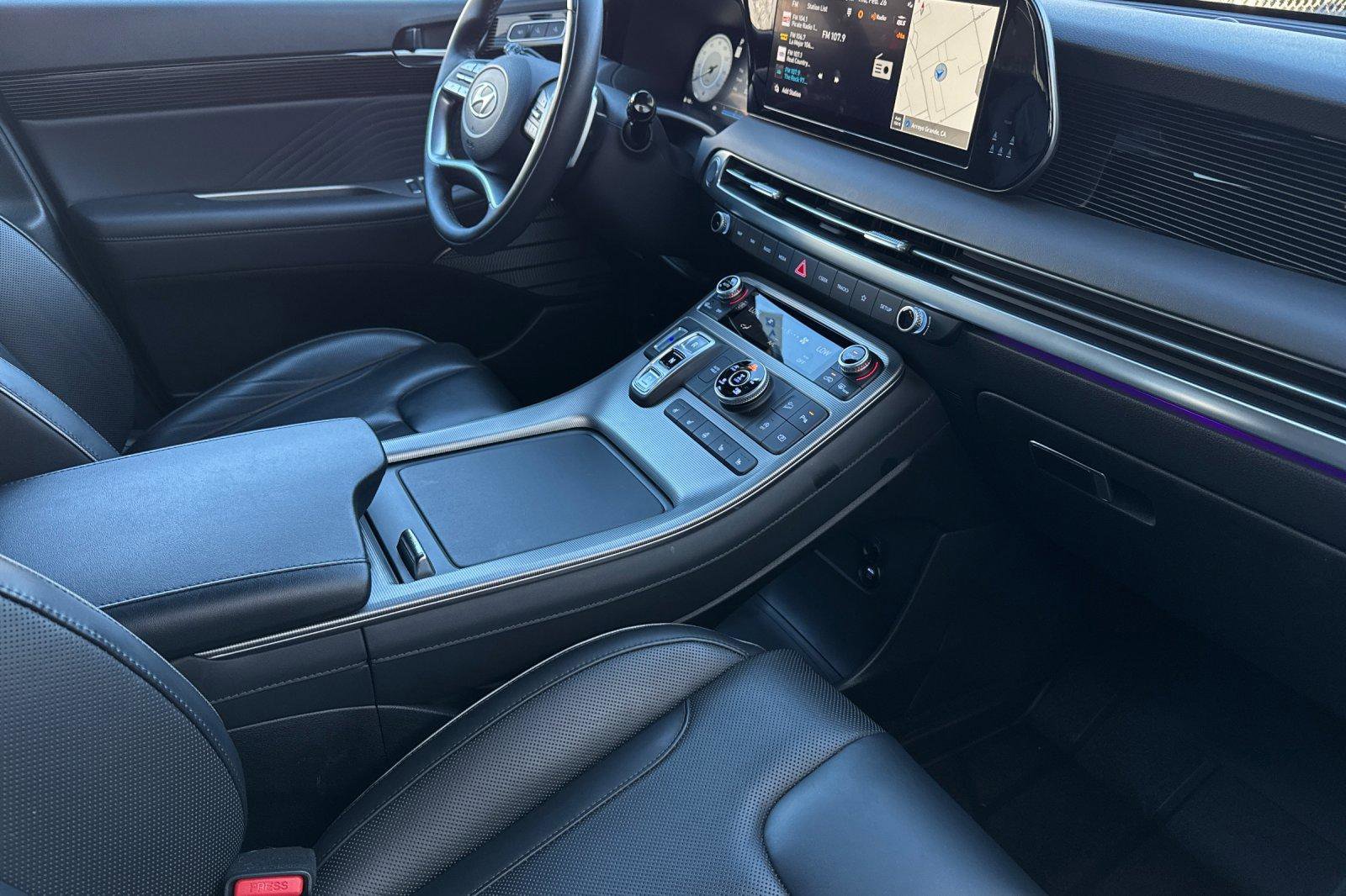 Used 2025 Hyundai Palisade Calligraphy image 19