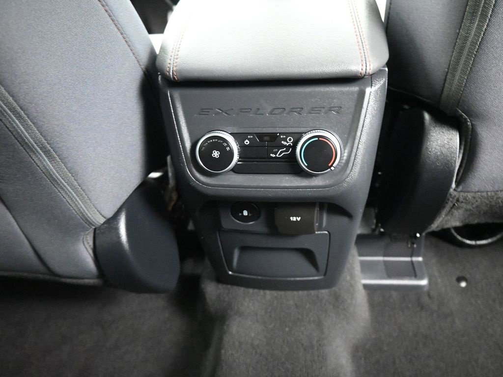 Certified 2025 Ford Explorer Active image 2