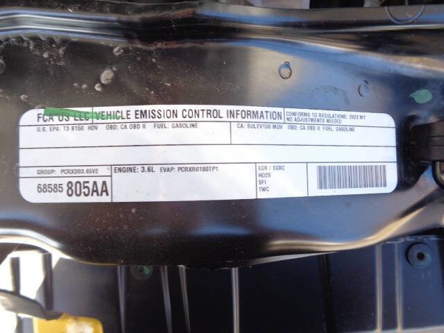 Used 2023 RAM ProMaster 2500 w/ Driver Convenience Group image 27