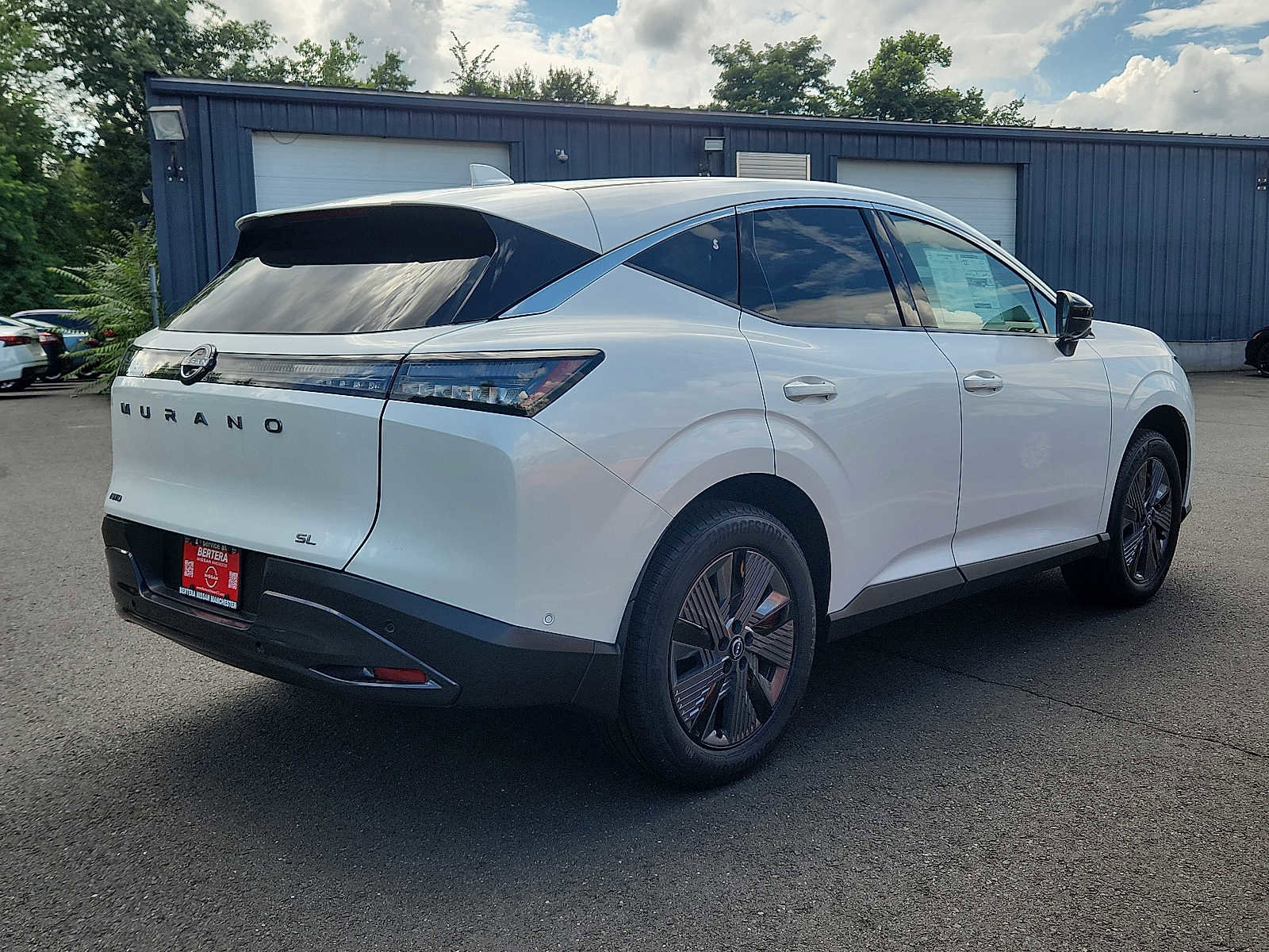 New 2025 Nissan Murano SL w/ Cargo Package AWD/4WD image 4