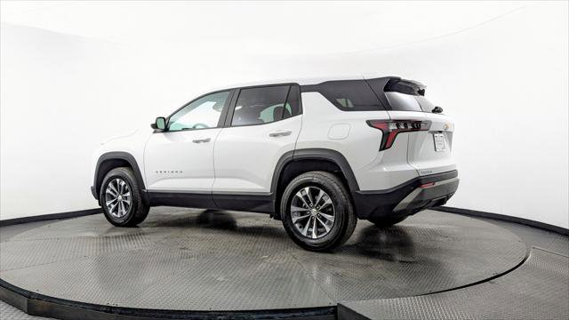 Used 2026 Chevrolet Equinox LT FWD image 6
