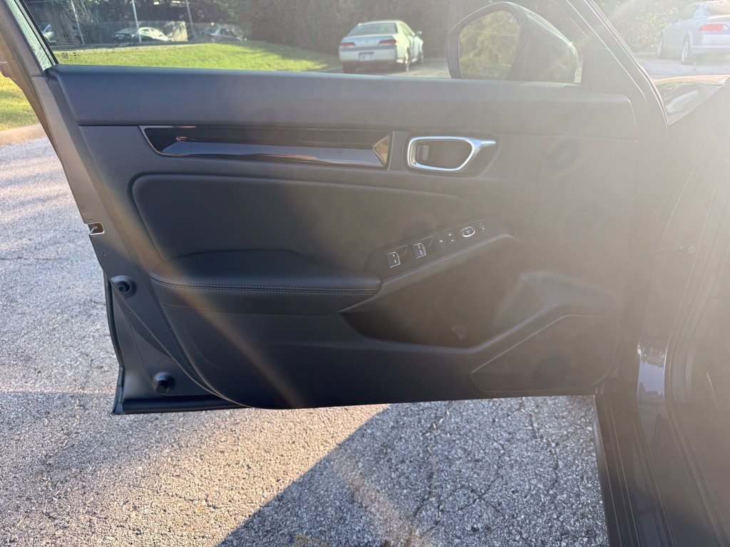 Used 2024 Honda Civic EX-L image 13