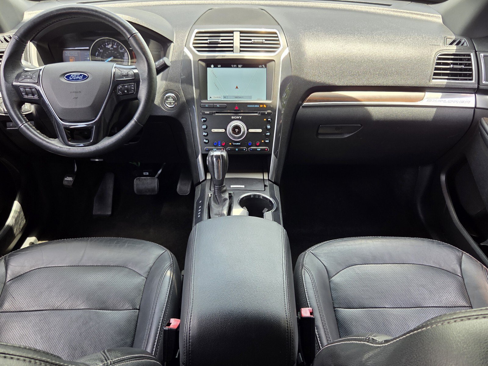 Used 2018 Ford Explorer Limited FWD image 12