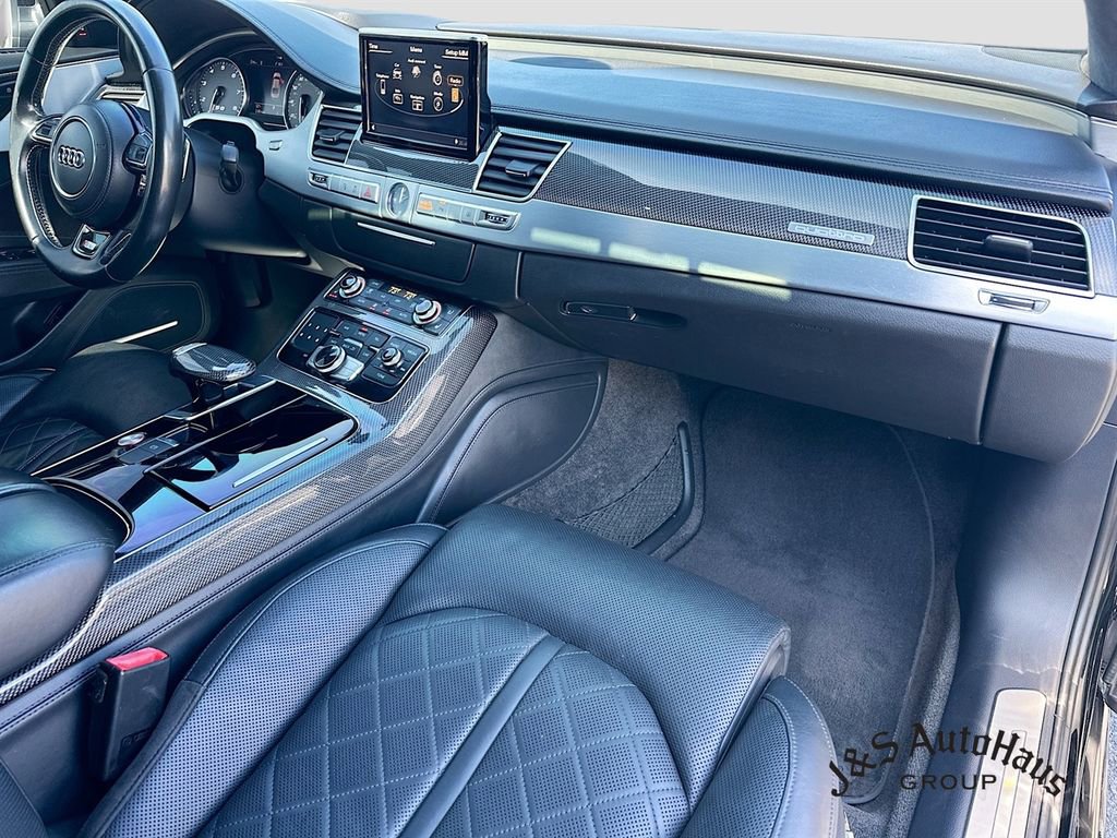 Used 2016 Audi S8 Plus image 35