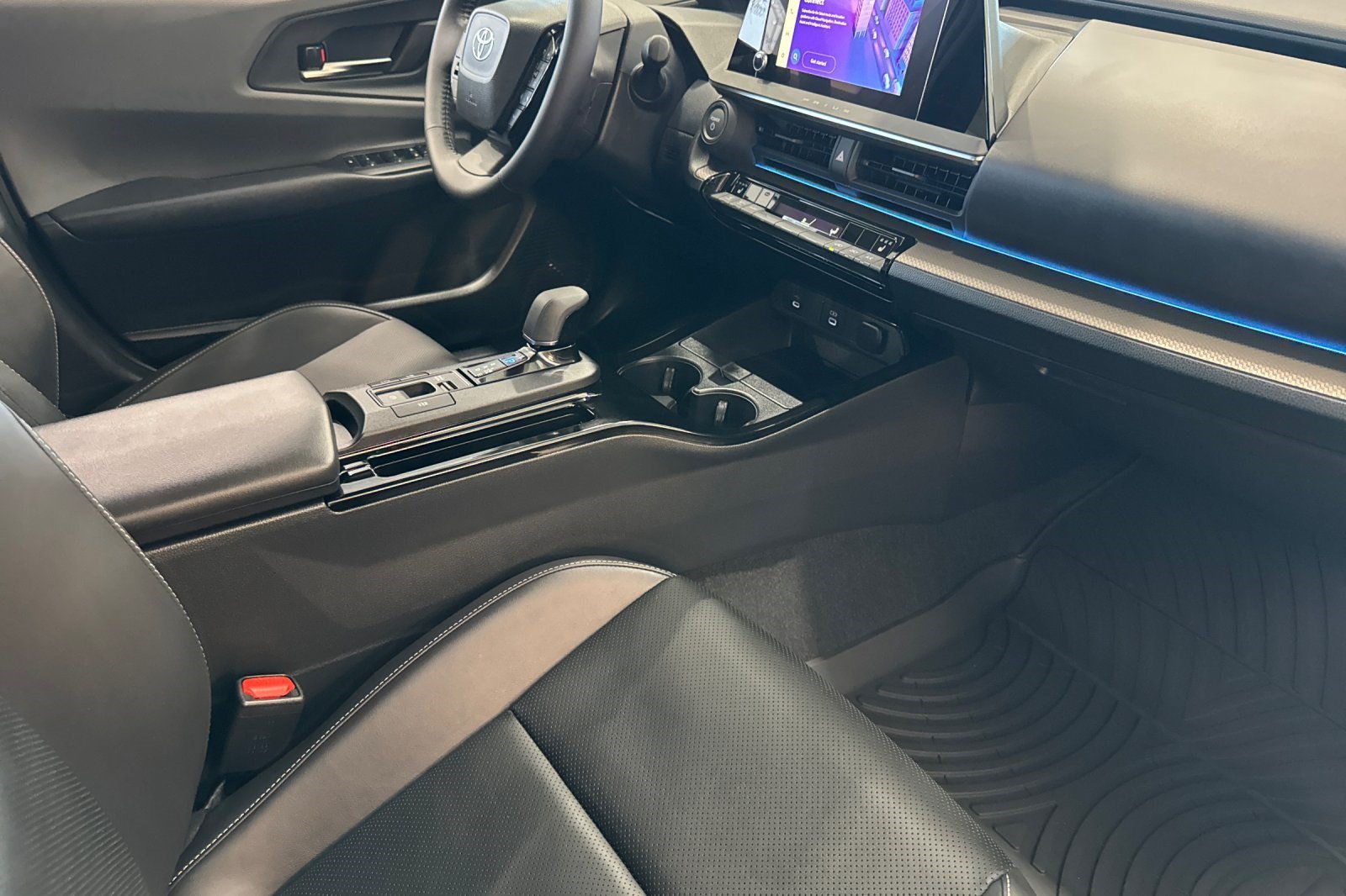 New 2026 Toyota Prius XLE FWD image 22
