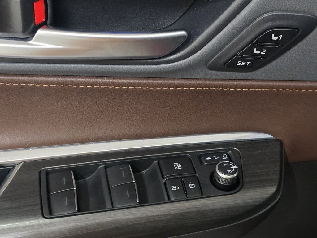 Certified 2024 Toyota Venza Limited image 24