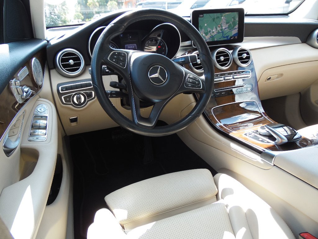 Used 2017 Mercedes-Benz GLC 300 image 8