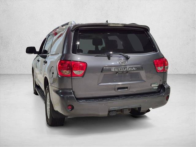 Used 2017 Toyota Sequoia SR5 w/ Premium Package AWD/4WD image 7