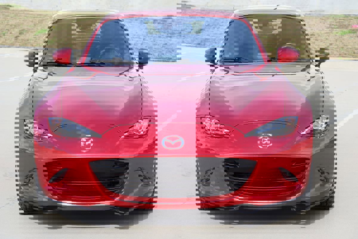 Used 2017 MAZDA MX-5 Miata RF Grand Touring image 4