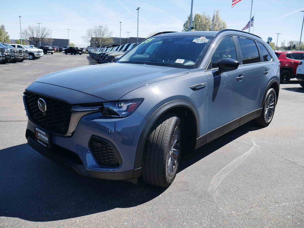 Used 2025 MAZDA CX-70 3.3 Turbo w/ Preferred Package image 4