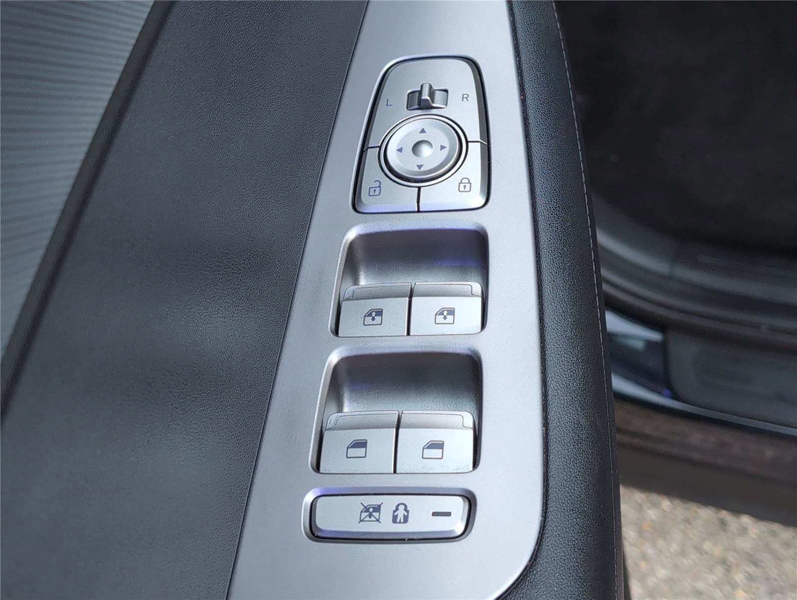 Used 2023 Hyundai Palisade SEL image 12