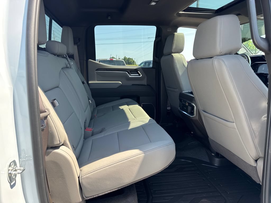 Used 2026 GMC Sierra 1500 SLT w/ SLT Premium Plus Package AWD/4WD image 14