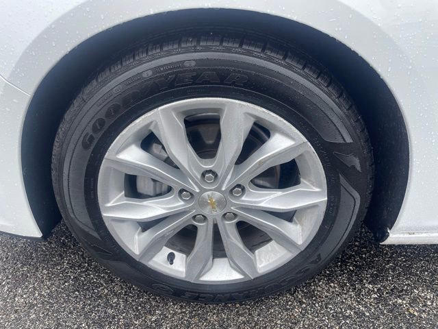 Used 2024 Chevrolet Malibu LT image 40