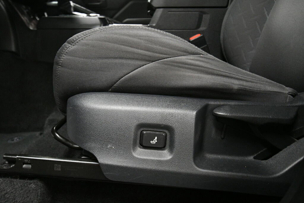 Certified 2024 Toyota Tacoma SR5 RWD image 11
