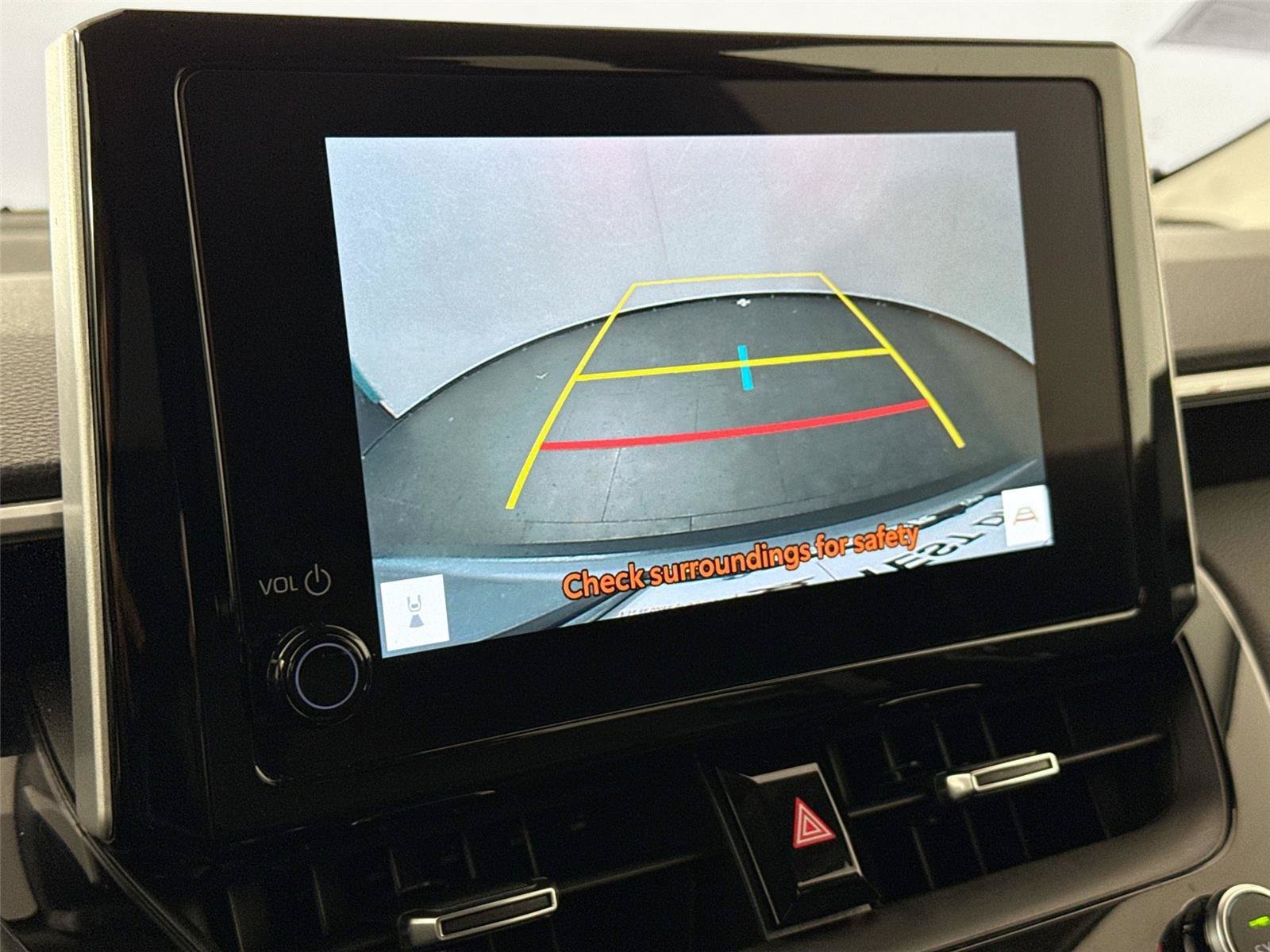 Certified 2025 Toyota Corolla Cross XLE FWD image 24
