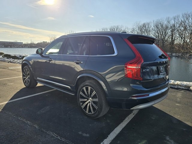 Used 2022 Volvo XC90 T8 Inscription image 8