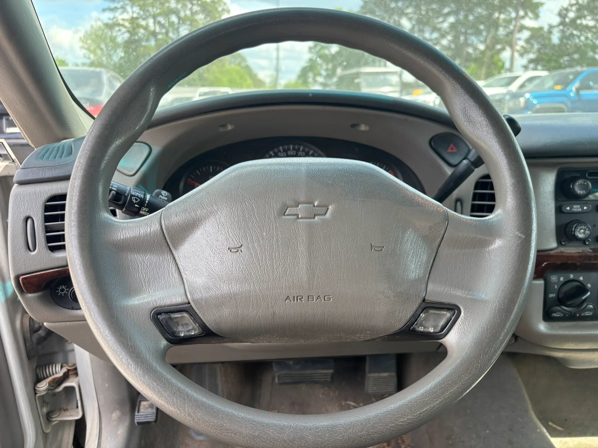 Used 2003 Chevrolet Impala Sedan image 21