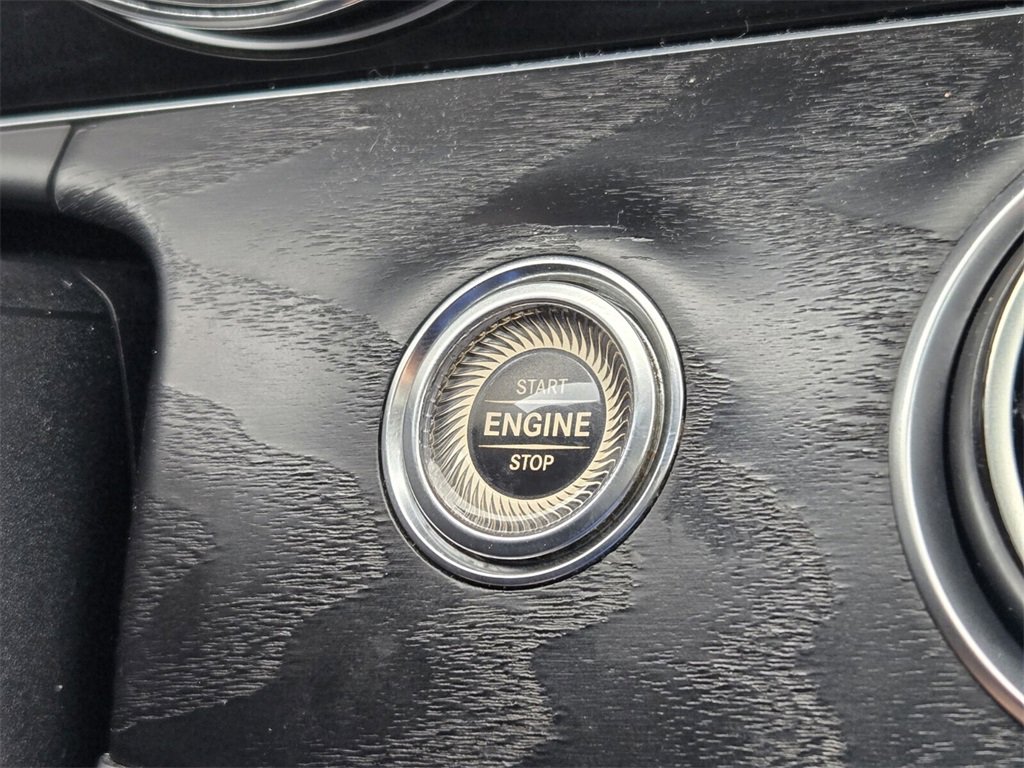 Used 2018 Mercedes-Benz E 300 image 24