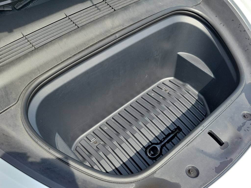 Used 2022 Tesla Model Y Performance AWD/4WD image 19