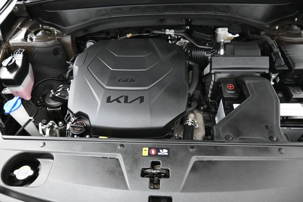 Used 2022 Kia Telluride SX w/ SX Prestige Package AWD/4WD image 7