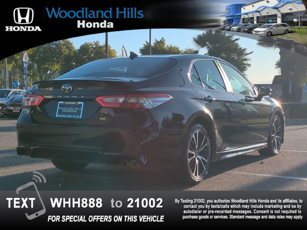 Used 2019 Toyota Camry SE w/ Carpet Mat Package FWD image 5
