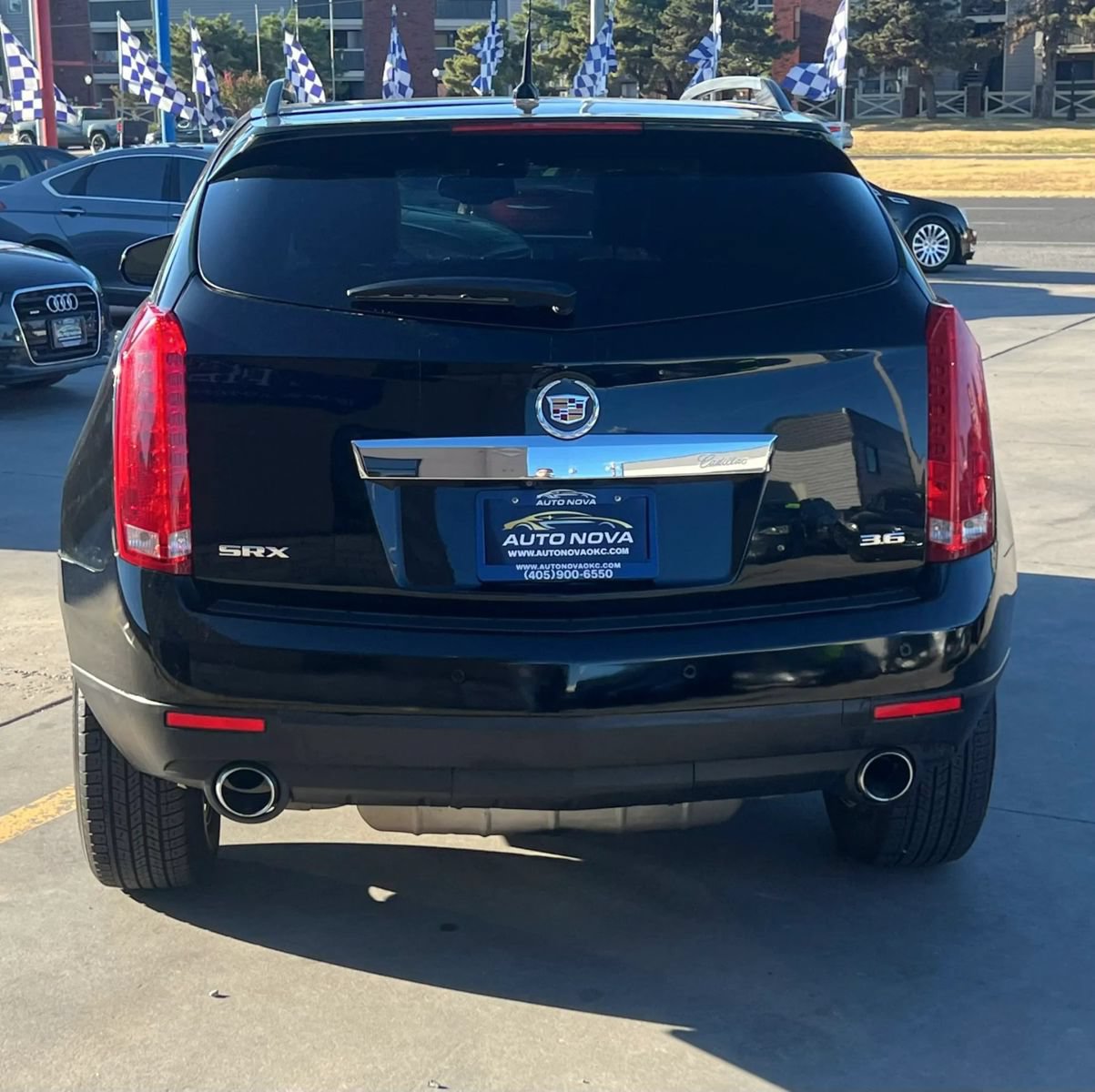 Used 2014 Cadillac SRX Luxury w/ Driver Awareness Package FWD image 7