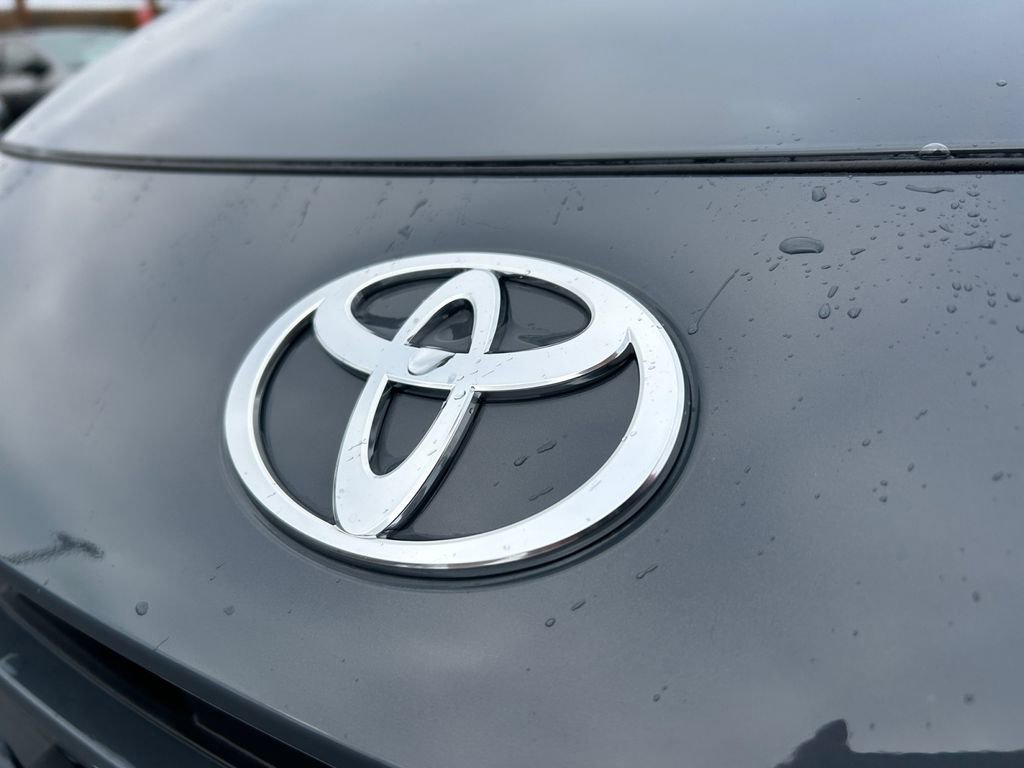 New 2026 Toyota Prius Limited image 31