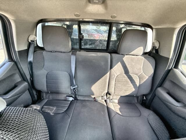 Used 2018 Nissan Frontier PRO-4X AWD/4WD image 22