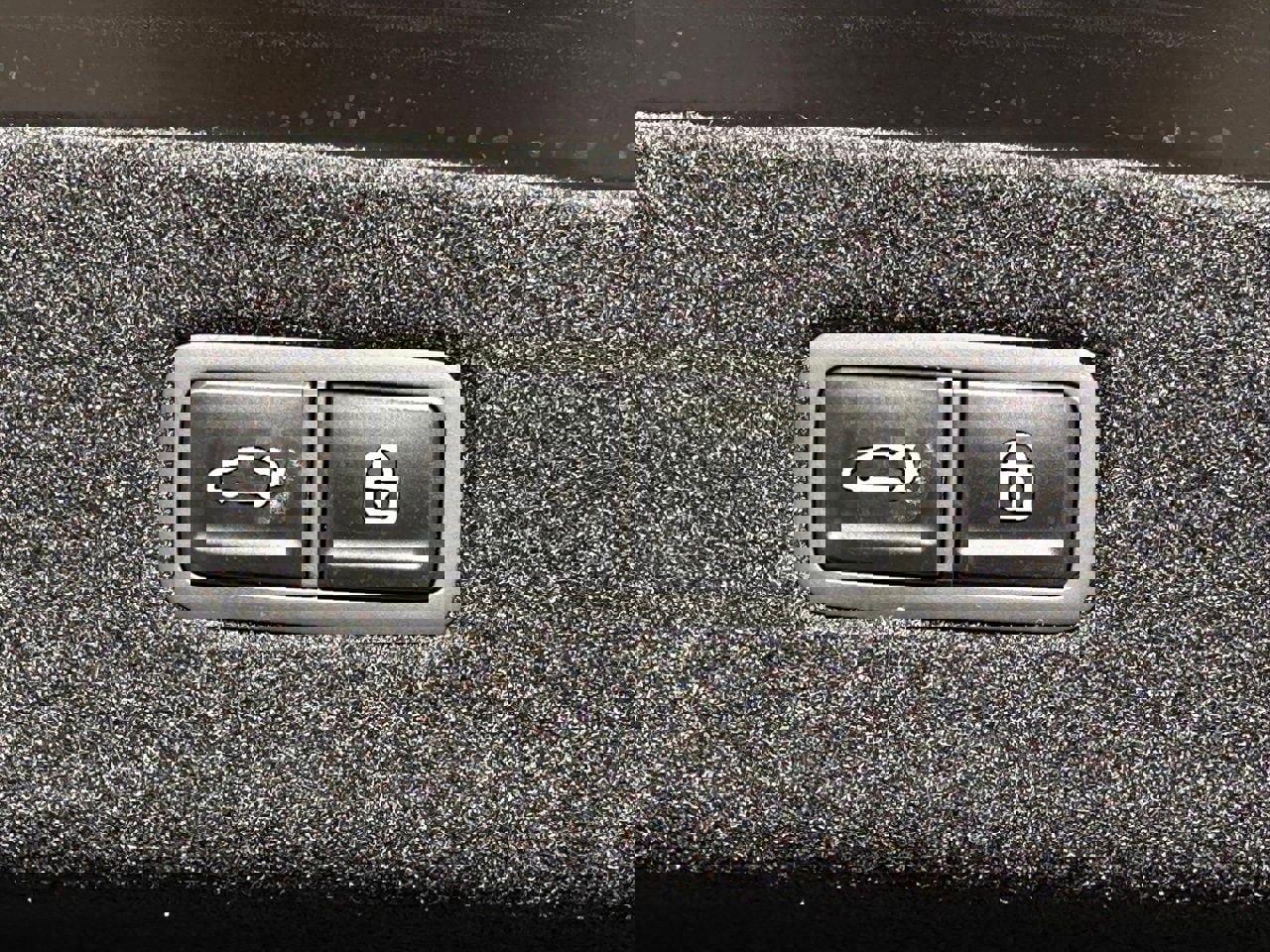 Used 2025 Genesis G90 3.5T image 14