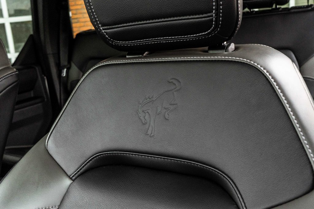 Used 2025 Ford Bronco Outer Banks image 8