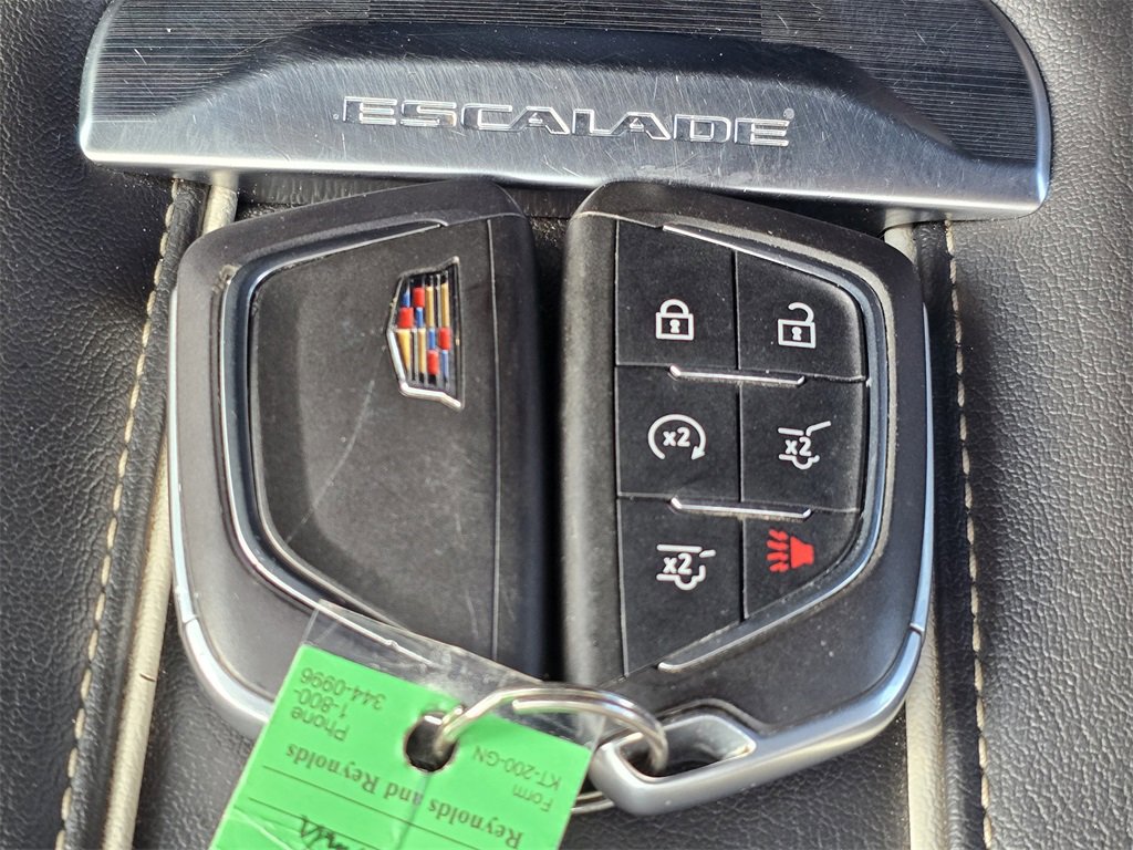 Used 2022 Cadillac Escalade ESV Premium Luxury image 48
