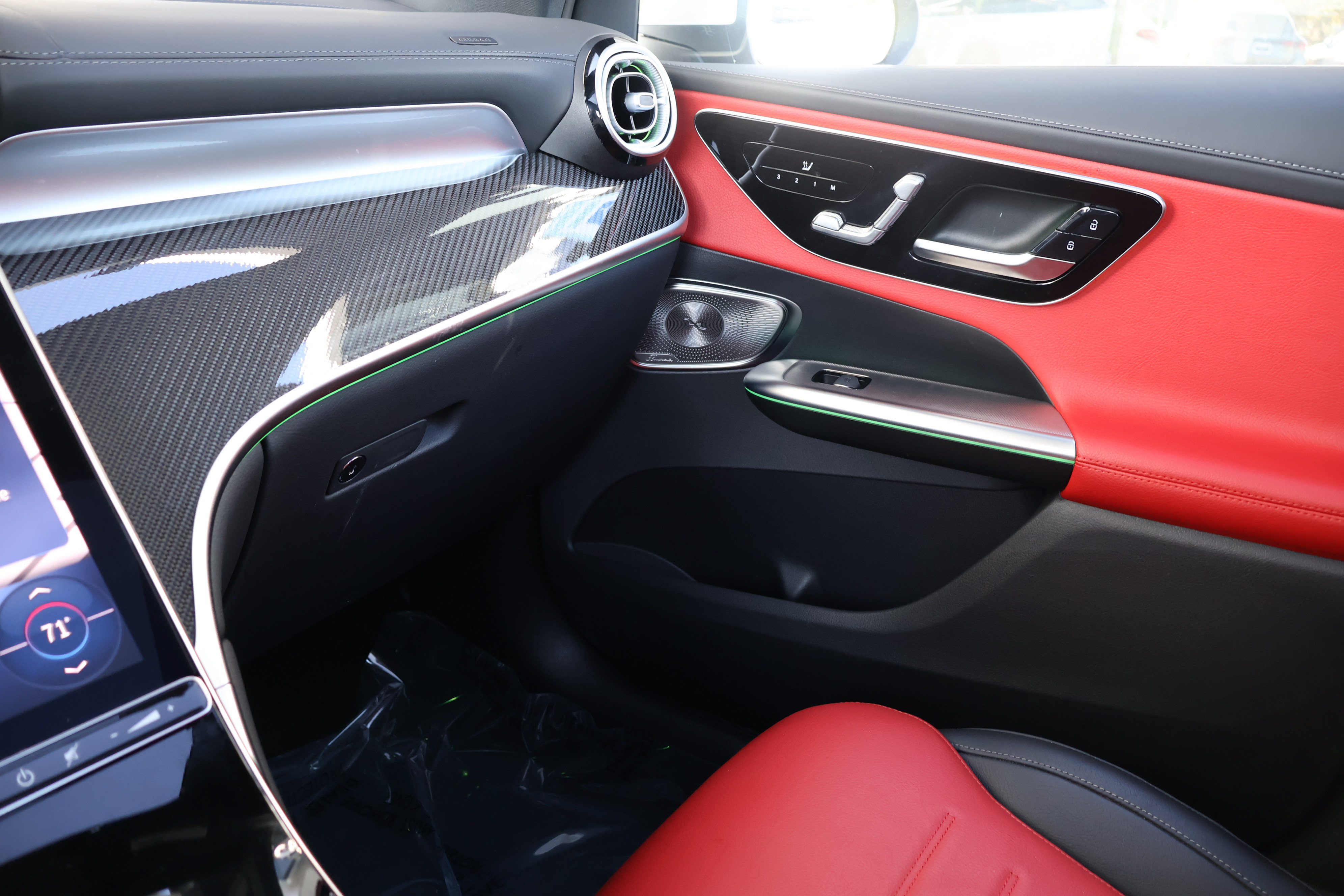 Certified 2024 Mercedes-Benz GLC 43 AMG 4MATIC image 42