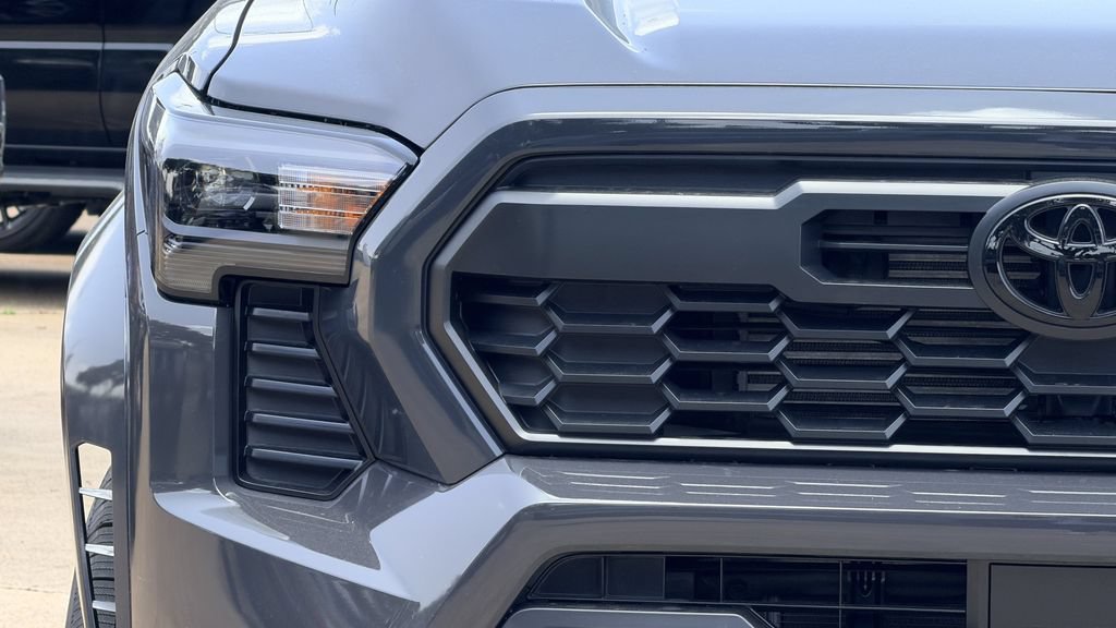 New 2026 Toyota Tacoma TRD Sport RWD image 4