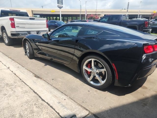 Used 2014 Chevrolet Corvette Stingray Coupe w/ 2LT Preferred Equipment Group RWD image 3